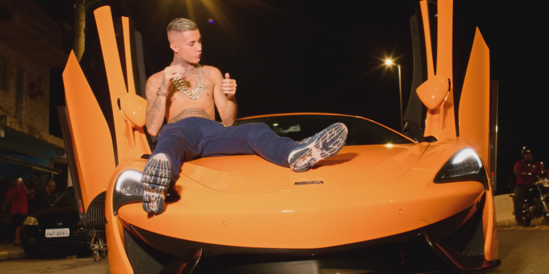 mc paiva deixa baixo