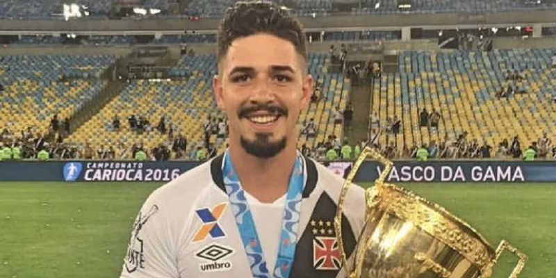 Kadu Fernandes jogador Vasco