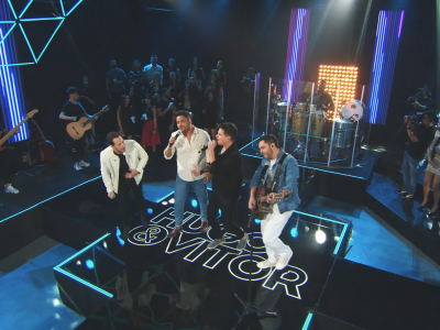 'Sentimento Frágil' - Hugo e Vitor part. Fred e Fabrício