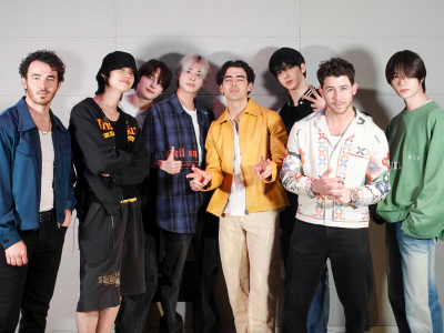 'Do It Like That' - Tomorrow x Togheter (TXT) ft. Jonas Brothers