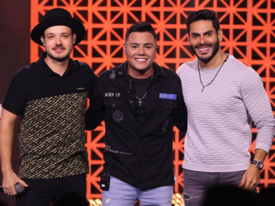 'Cê Não Merece Eu' - Felipe Araújo part. Israel e Rodolffo